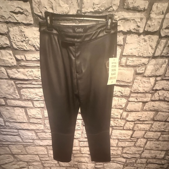 Brand New with tags. soft  leather pants - Picture 2 of 11